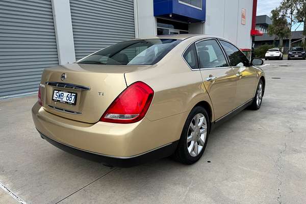 2004 Nissan Maxima Ti J31