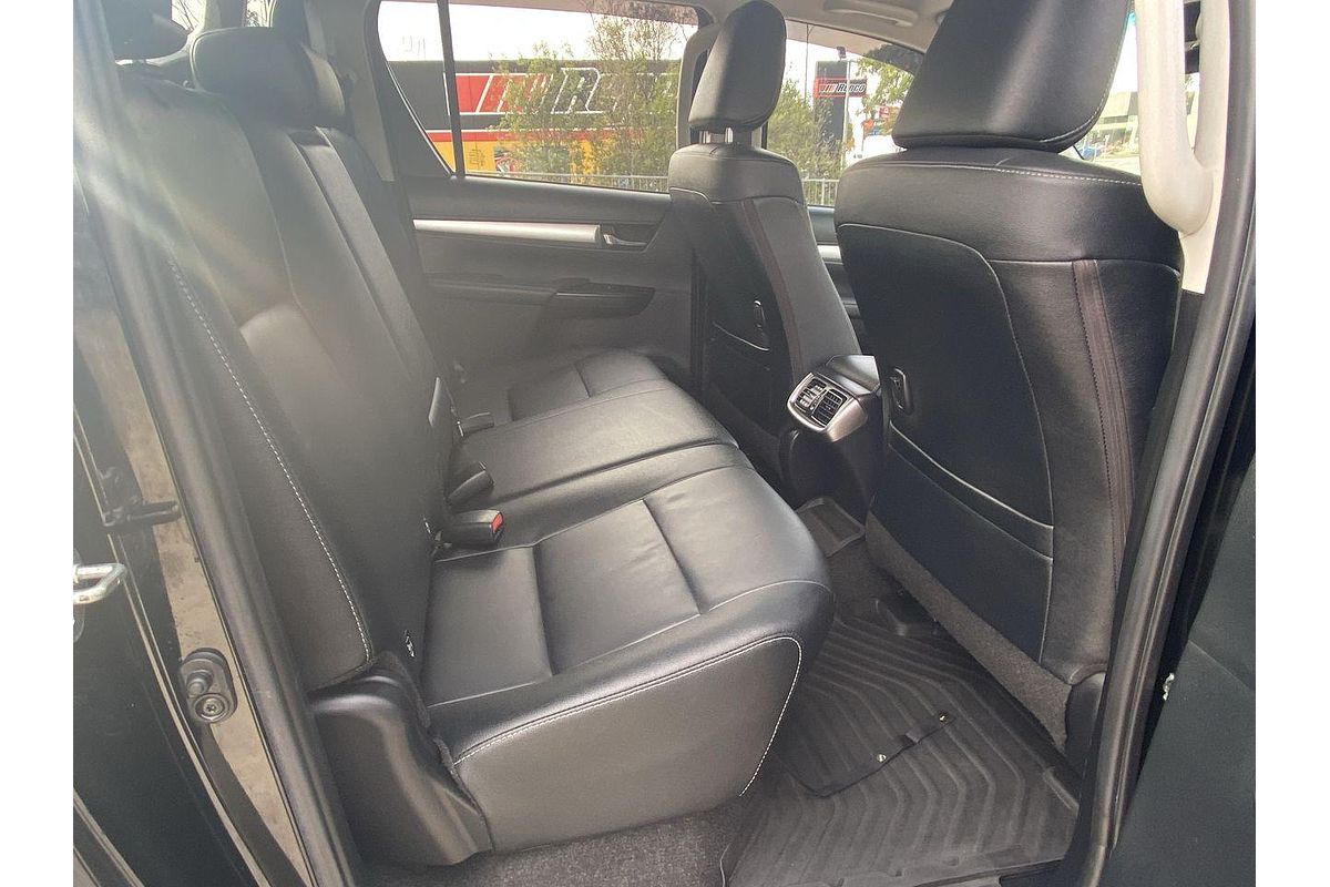2021 Toyota Hilux SR5 GUN126R 4X4