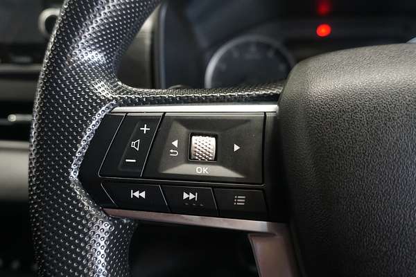 2023 Mitsubishi Outlander ES ZM