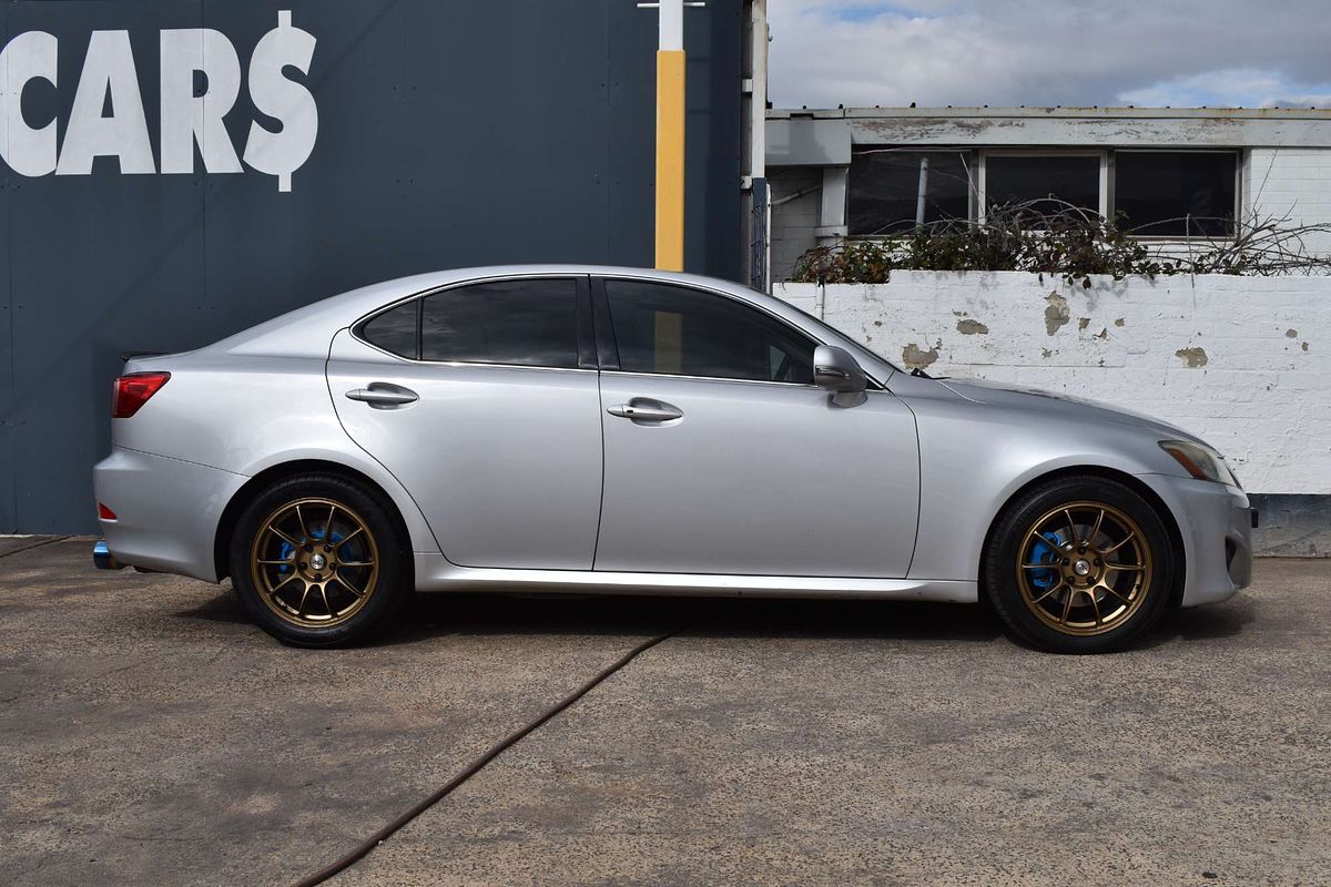 2011 Lexus IS IS250 Prestige GSE20R