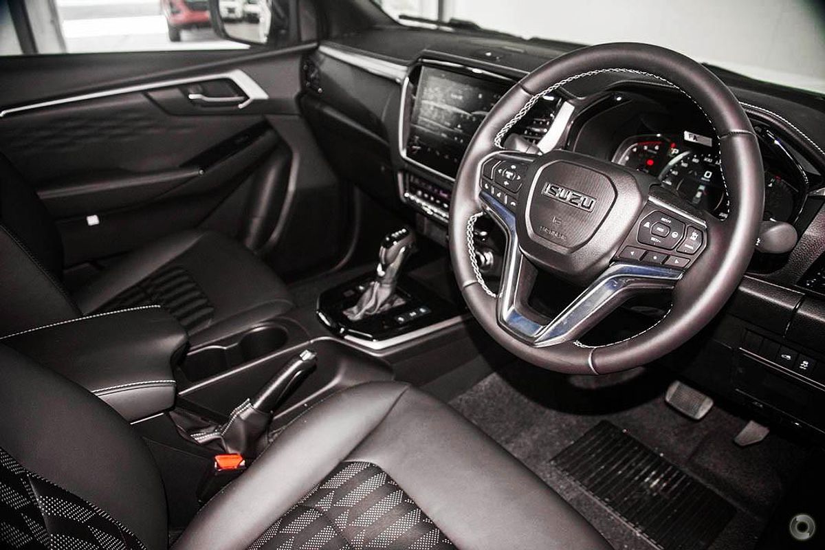 2025 Isuzu D-MAX LS-U+ 4X4