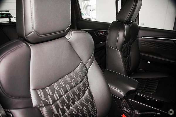 2025 Isuzu D-MAX LS-U+ 4X4
