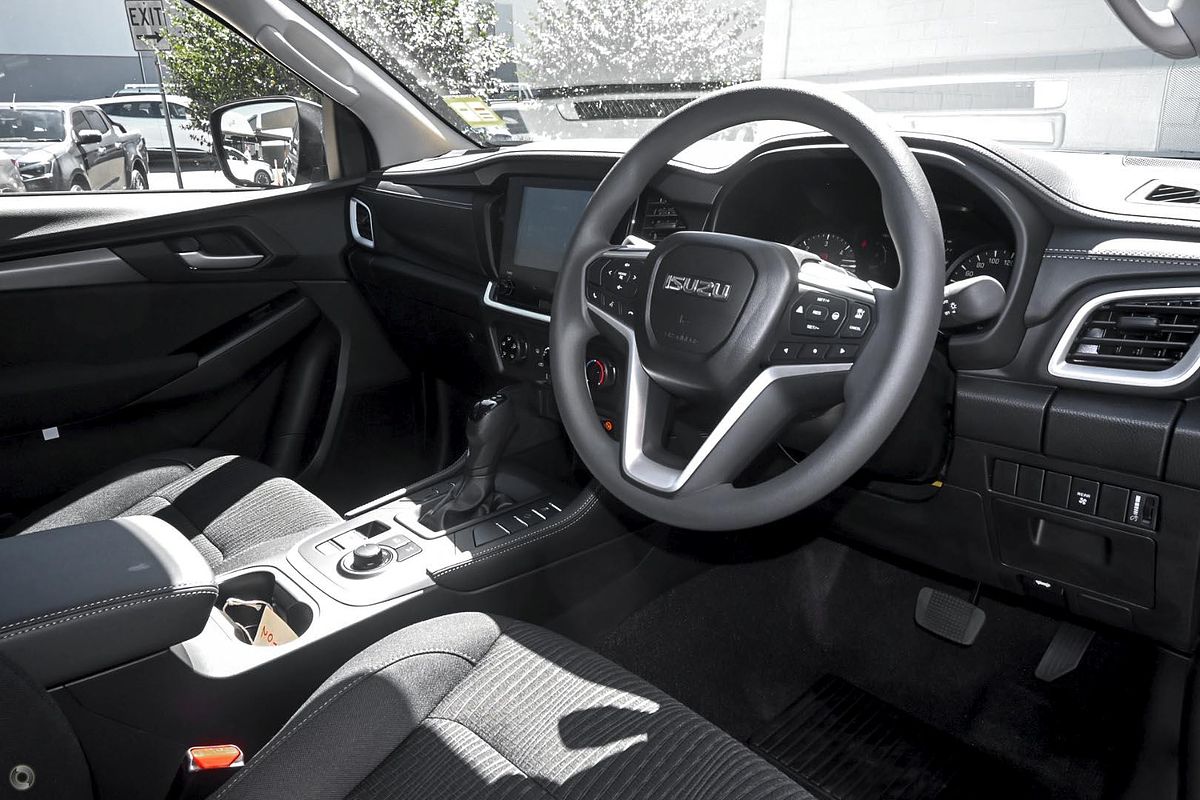 2025 Isuzu MU-X LS-M