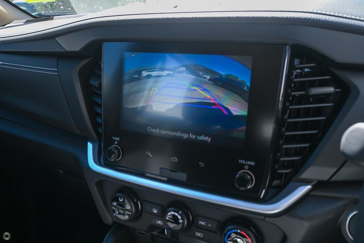 2025 Isuzu MU-X LS-M