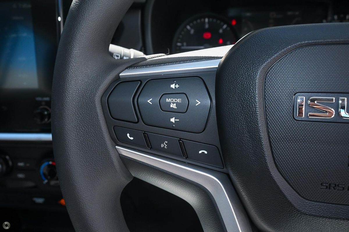 2025 Isuzu MU-X LS-M