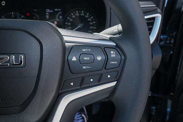 2025 Isuzu MU-X LS-M