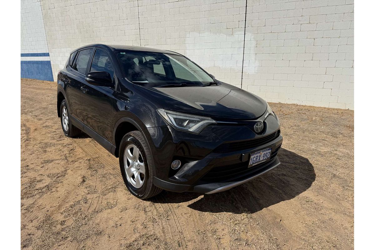2018 Toyota RAV4 GX ZSA42R