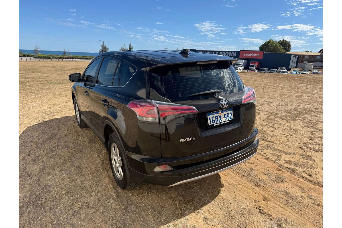 2018 Toyota RAV4 GX ZSA42R