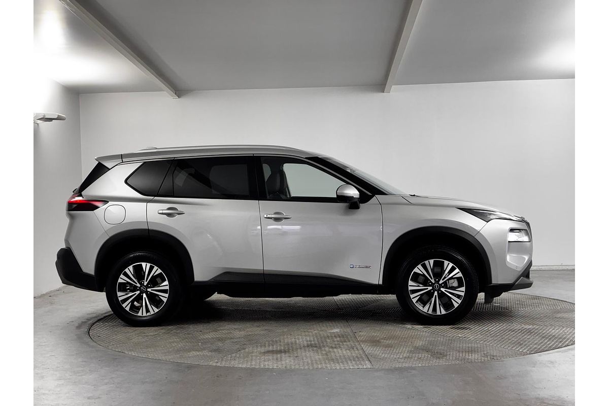 2024 Nissan X-TRAIL ST-L e-POWER T33