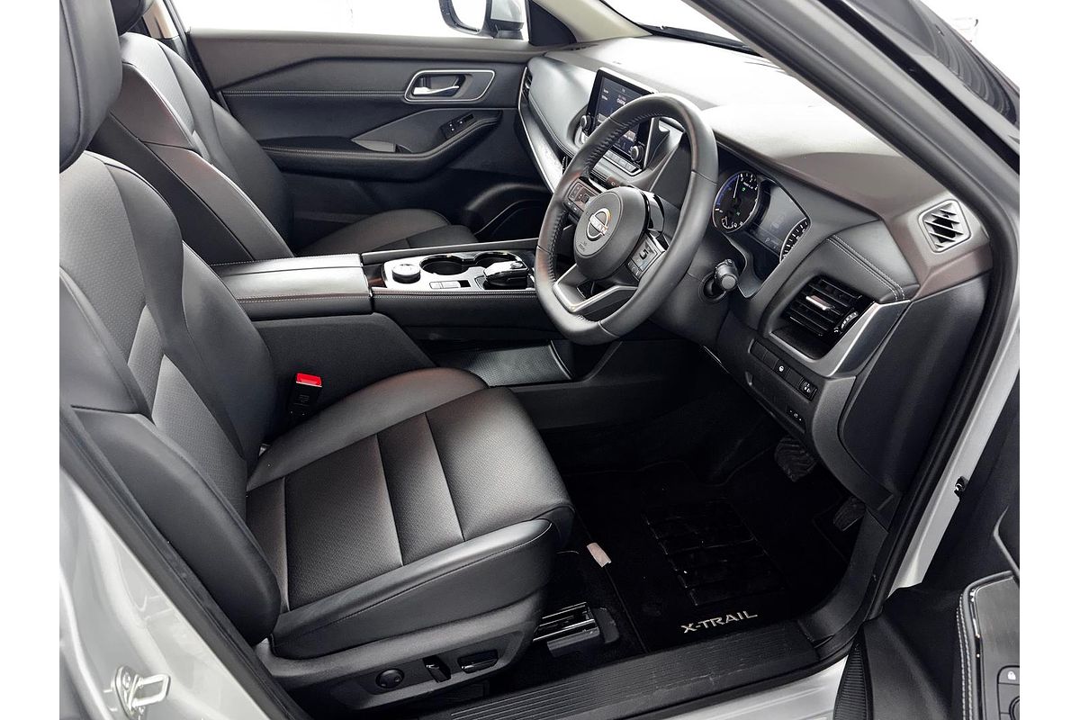 2024 Nissan X-TRAIL ST-L e-POWER T33