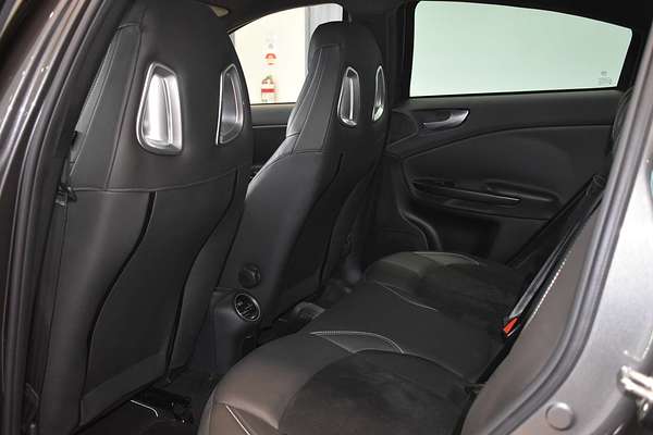 2015 Alfa Romeo Giulietta Quadrifoglio Verde Series 1