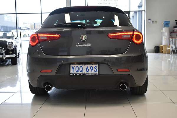 2015 Alfa Romeo Giulietta Quadrifoglio Verde Series 1