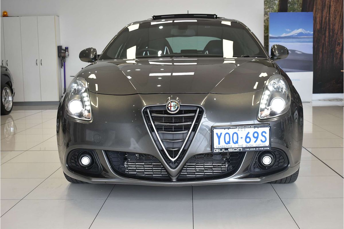 2015 Alfa Romeo Giulietta Quadrifoglio Verde Series 1