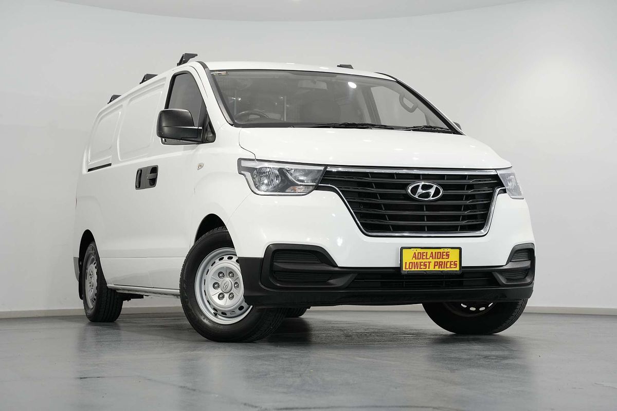 2019 Hyundai iLoad  TQ4