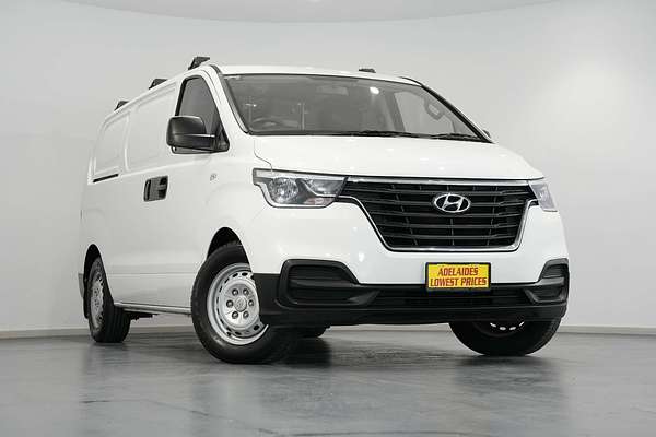 2019 Hyundai iLoad  TQ4