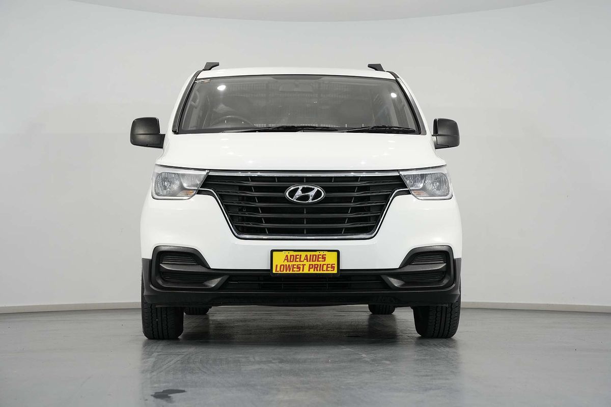 2019 Hyundai iLoad  TQ4