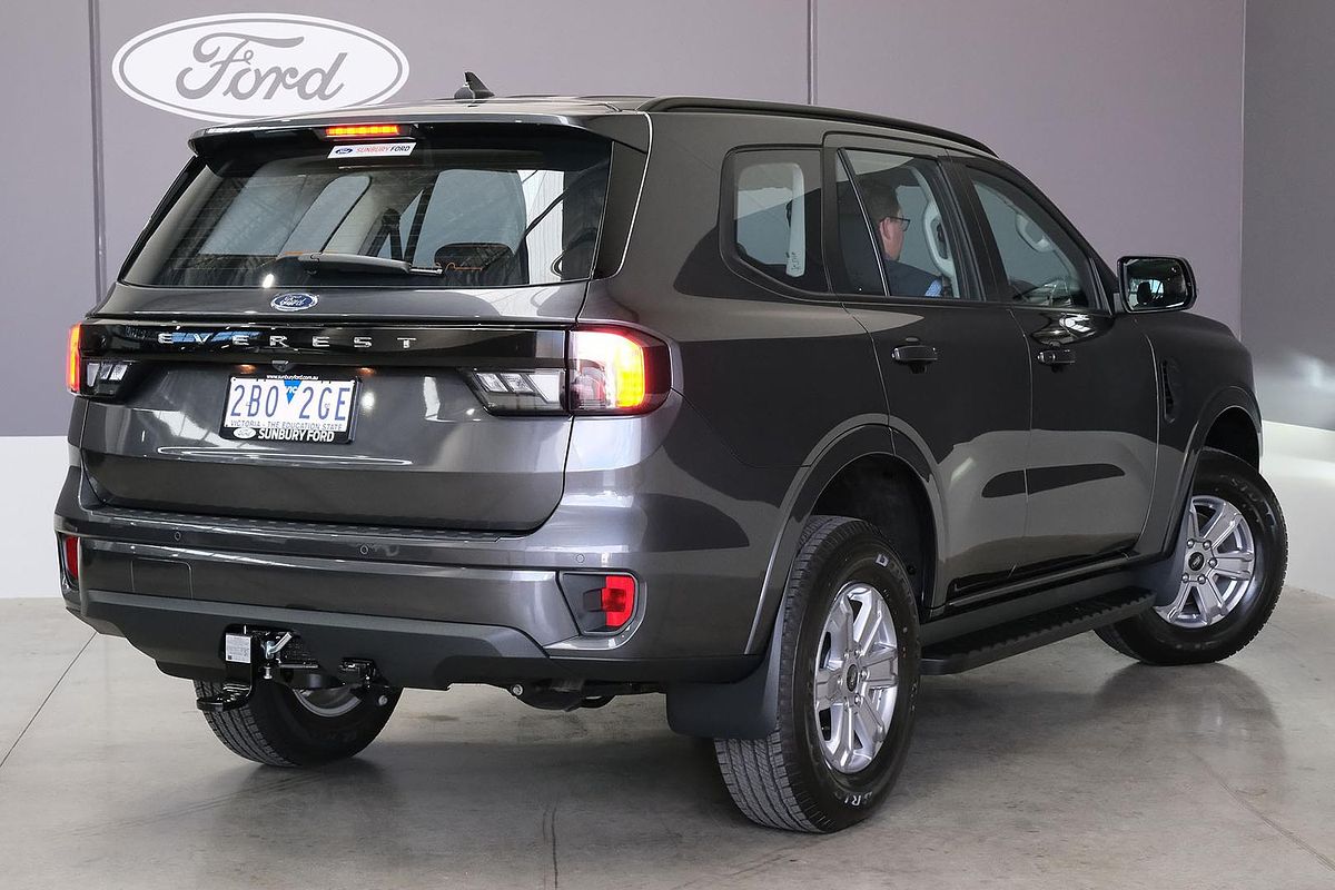 2024 Ford Everest Ambiente
