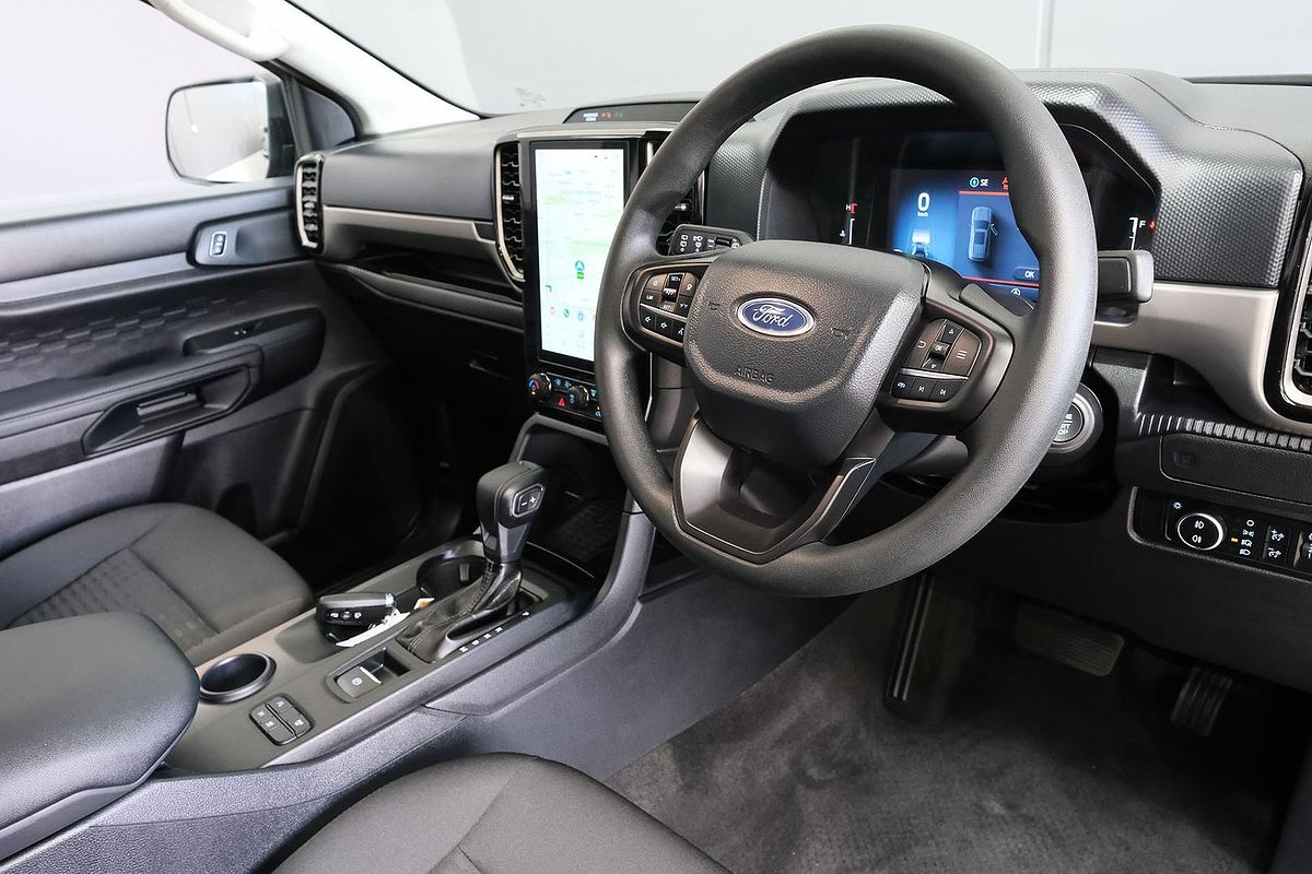 2024 Ford Everest Ambiente
