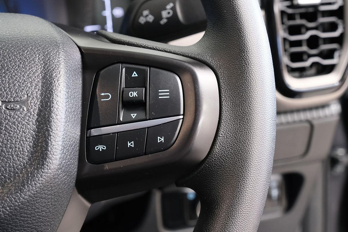 2024 Ford Everest Ambiente