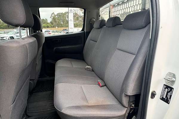 2013 Toyota Hilux SR KUN26R 4X4