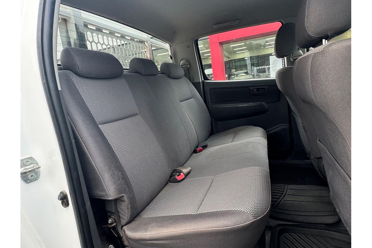 2013 Toyota Hilux SR KUN26R 4X4