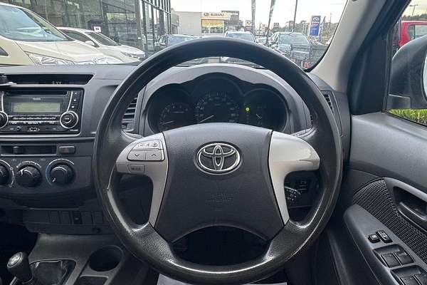 2013 Toyota Hilux SR KUN26R 4X4