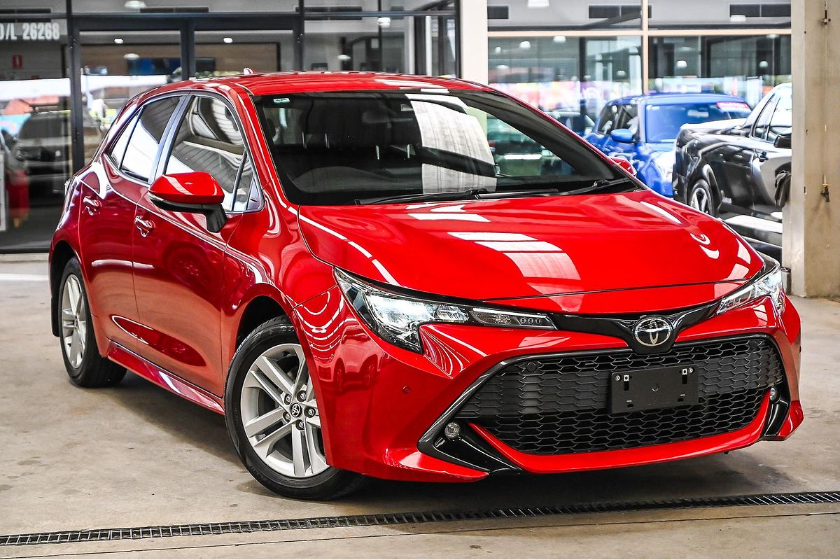 2020 Toyota Corolla SX MZEA12R