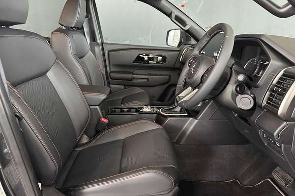 2025 Mitsubishi Triton GSR MV 4X4