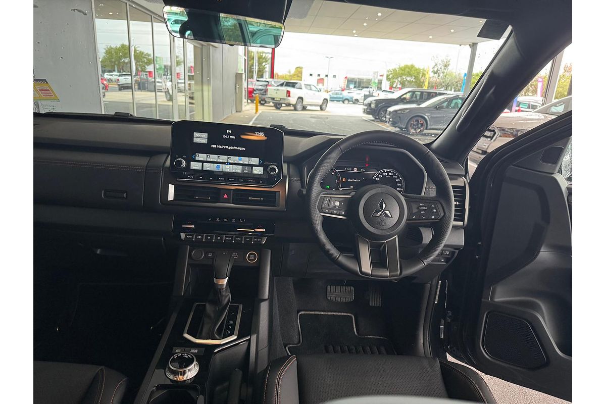 2025 Mitsubishi Triton GSR MV 4X4