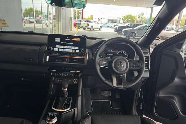 2025 Mitsubishi Triton GSR MV 4X4