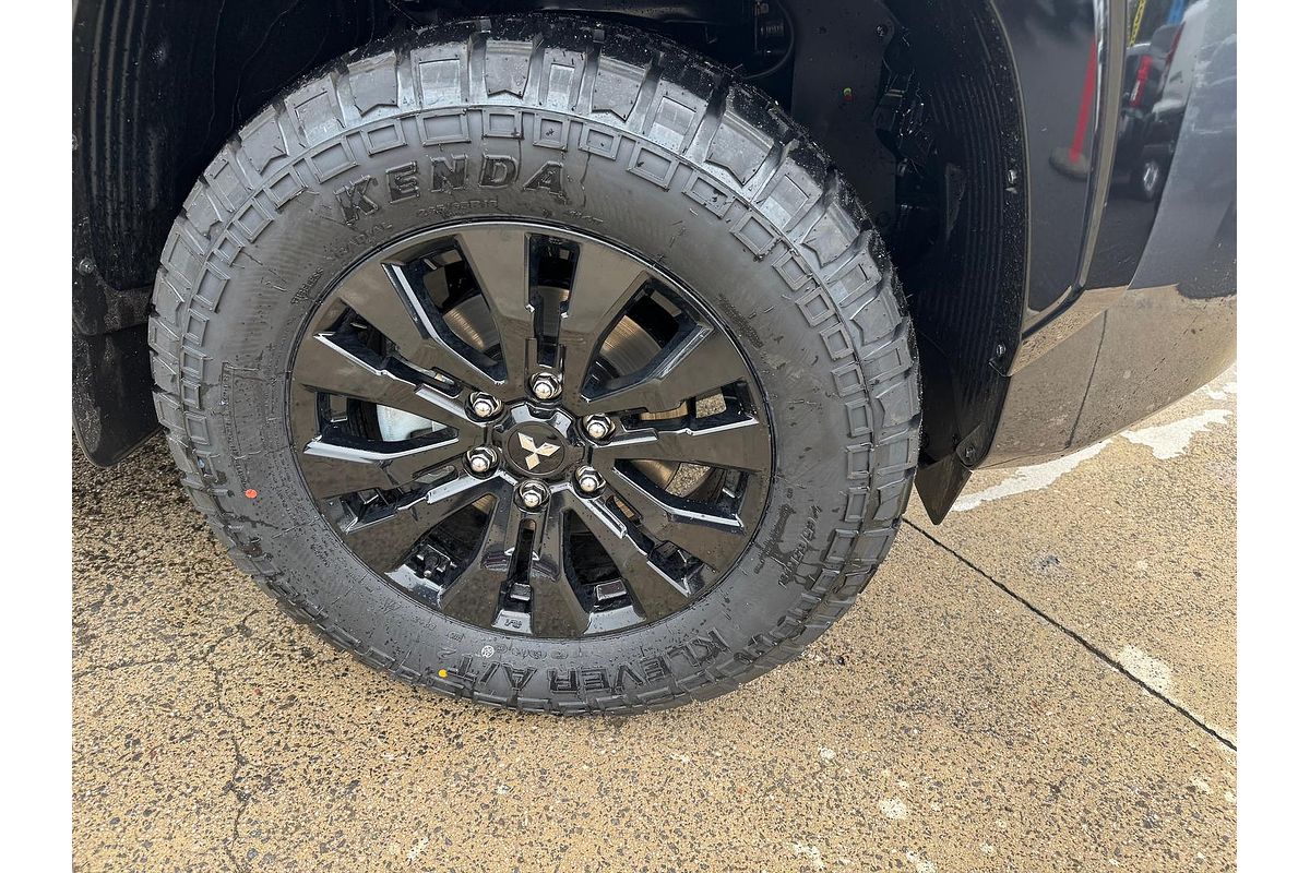 2025 Mitsubishi Triton GSR MV 4X4
