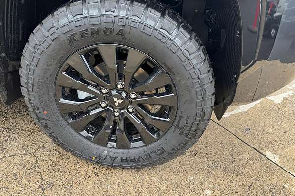 2025 Mitsubishi Triton GSR MV 4X4