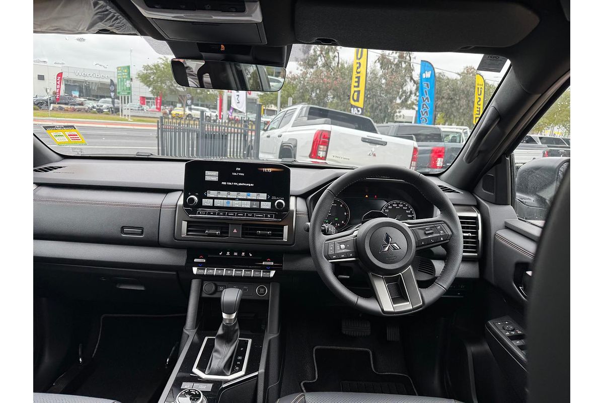 2025 Mitsubishi Triton GSR MV 4X4