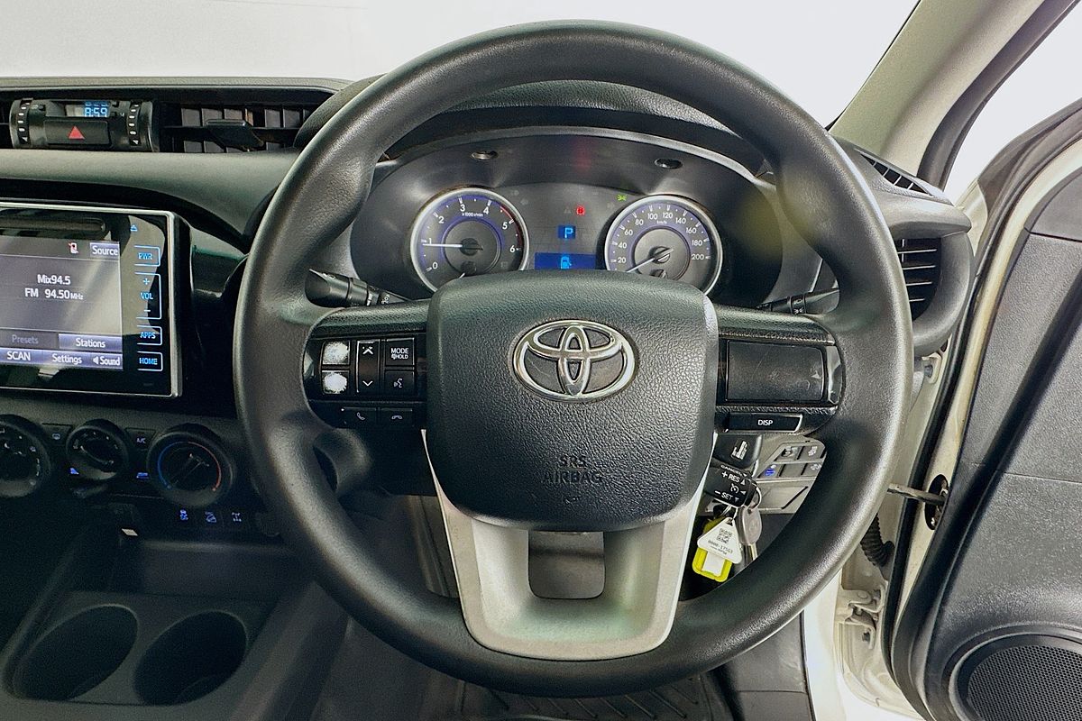 2019 Toyota HILUX SR (4x4) GUN126R MY19 4X4