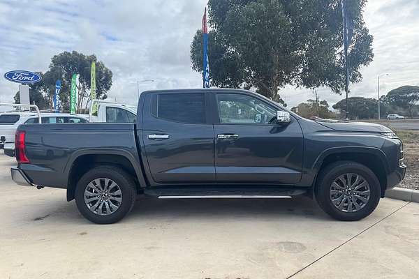 2024 Mitsubishi Triton GLS MV 4X4
