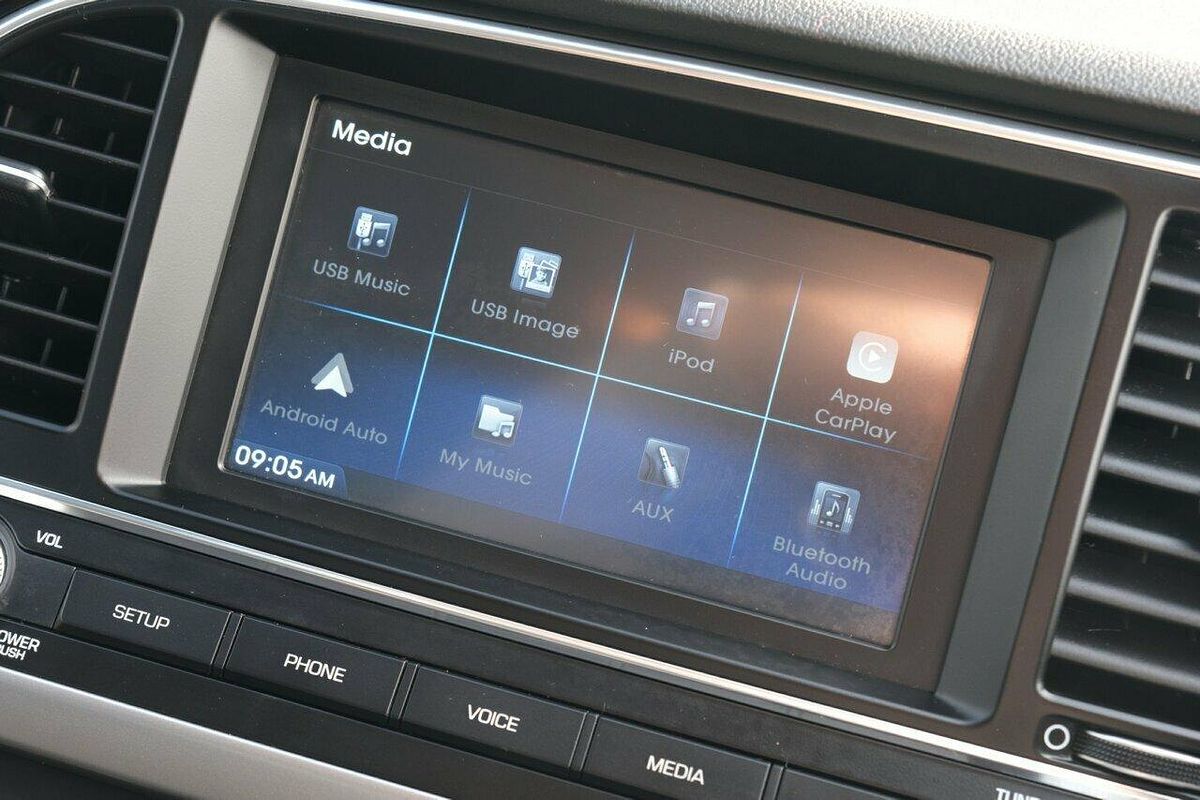 2017 Hyundai Elantra Active AD