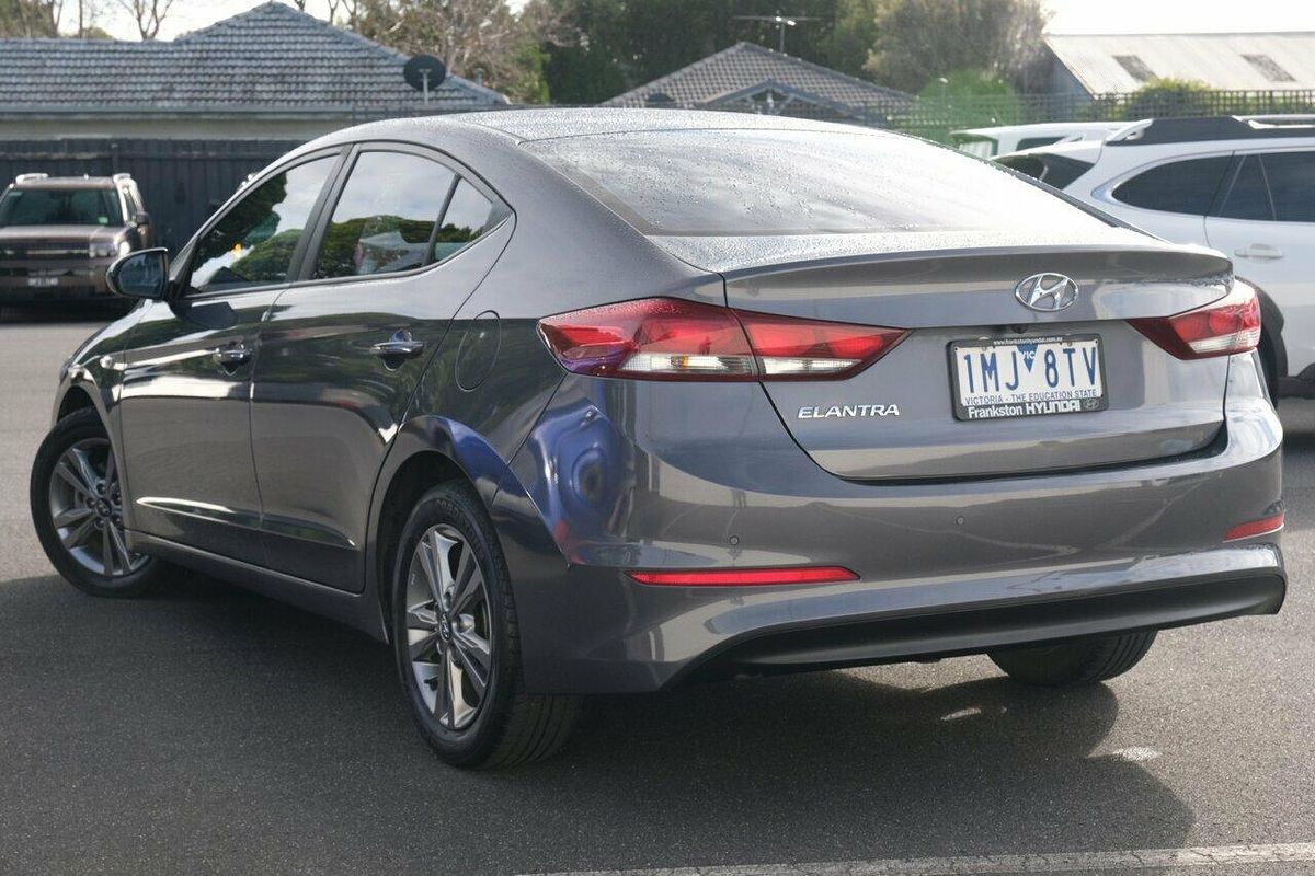 2017 Hyundai Elantra Active AD