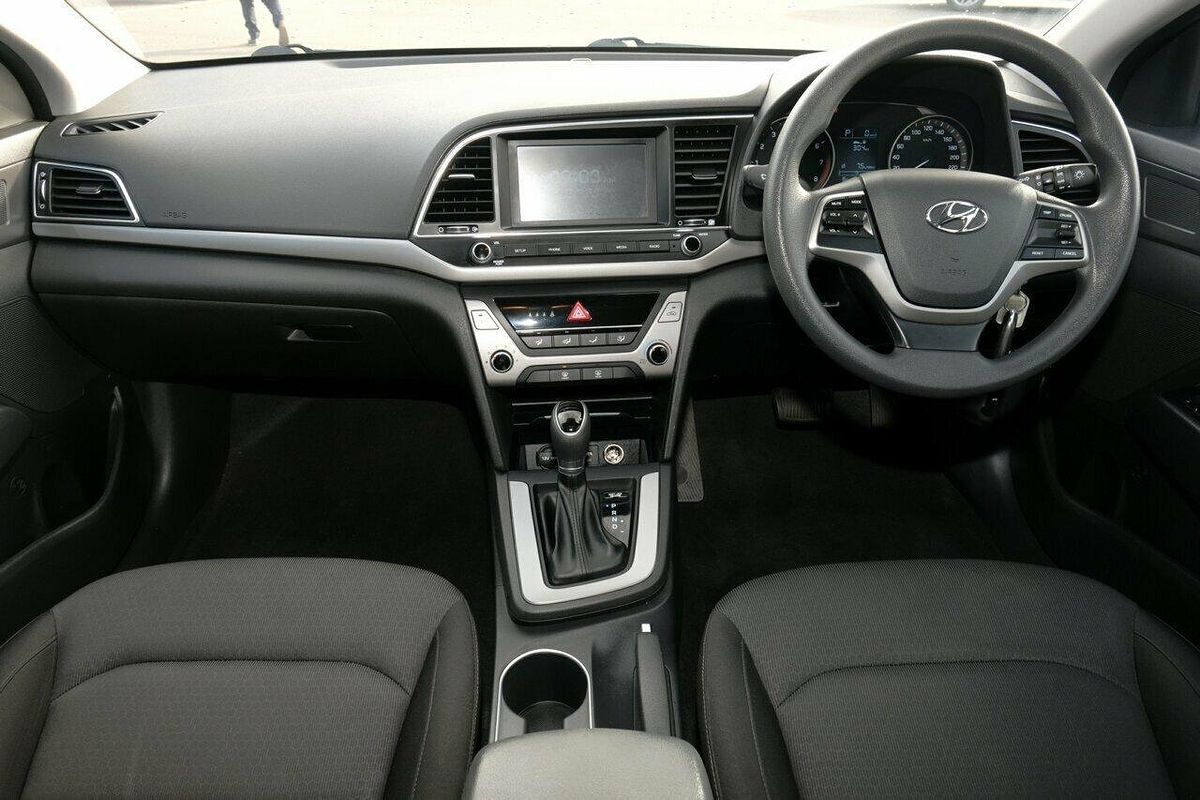 2017 Hyundai Elantra Active AD