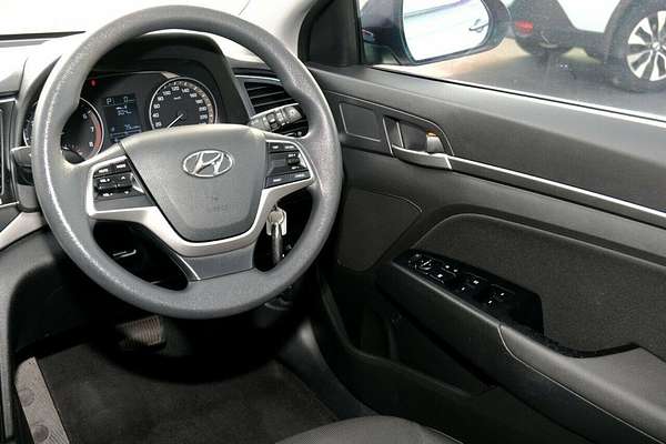 2017 Hyundai Elantra Active AD