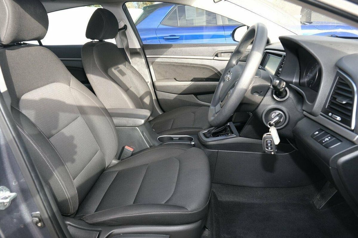 2017 Hyundai Elantra Active AD