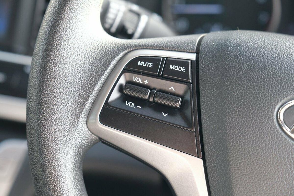 2017 Hyundai Elantra Active AD