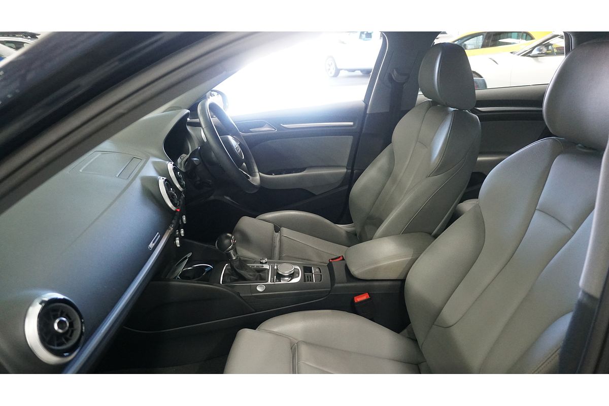 2019 Audi A3 40 TFSI S line plus 8V