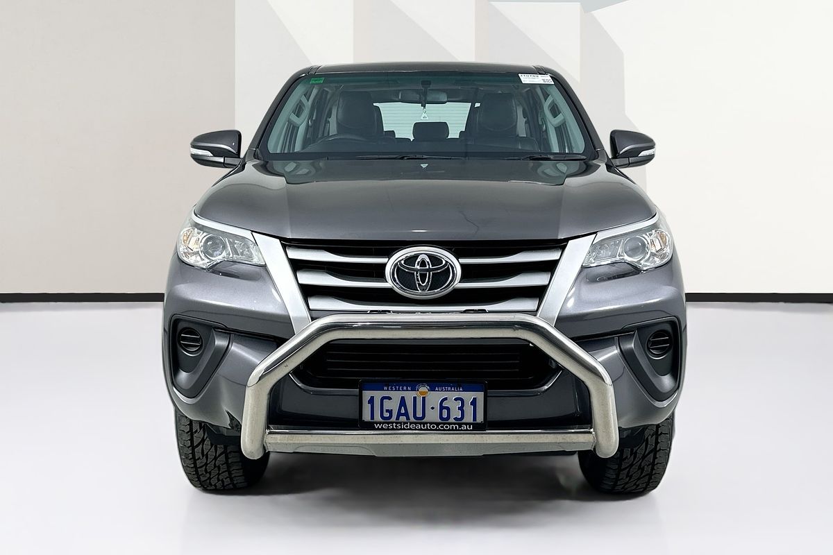 2016 Toyota FORTUNER GX GUN156R