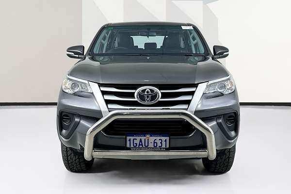 2016 Toyota FORTUNER GX GUN156R