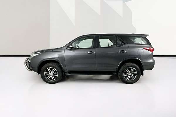 2016 Toyota FORTUNER GX GUN156R