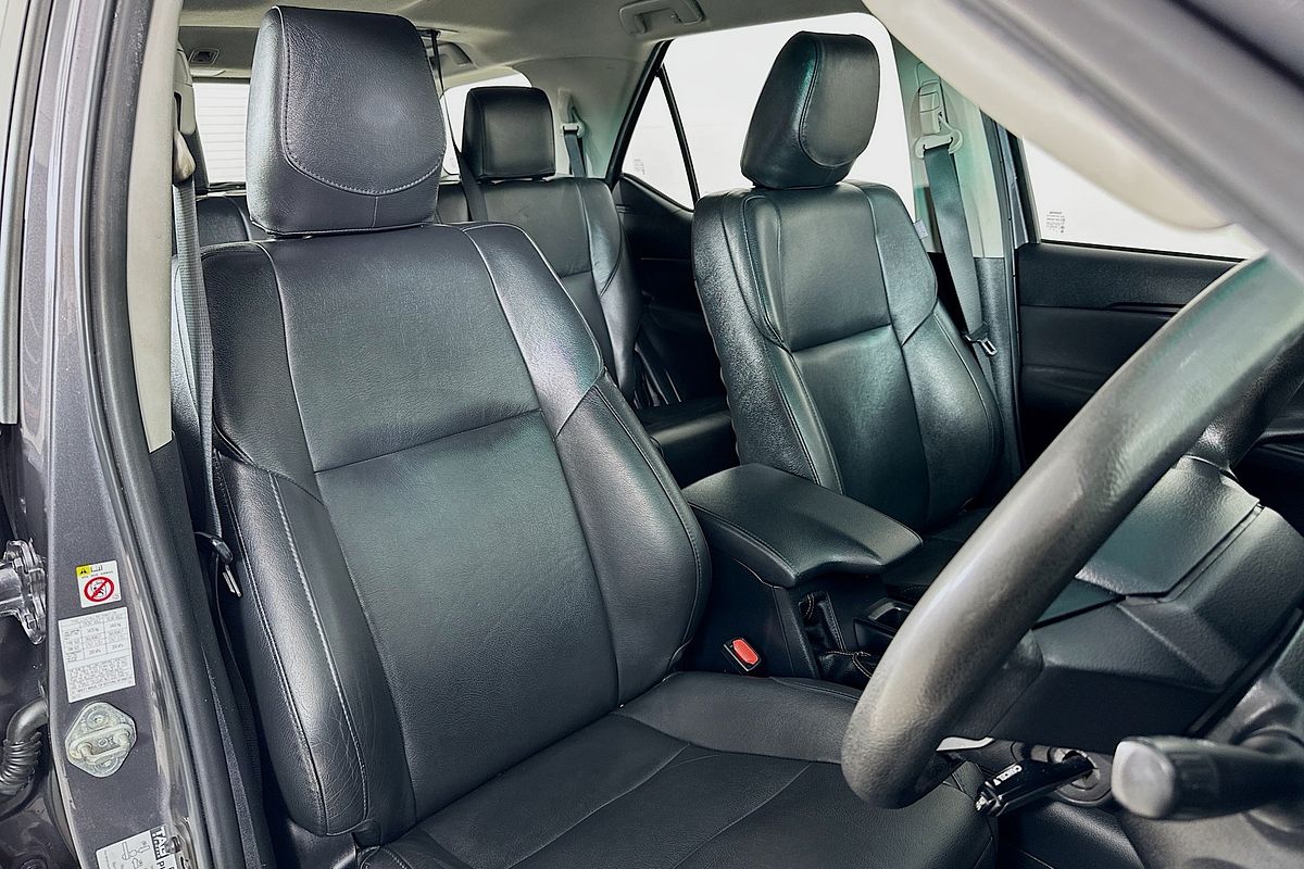 2016 Toyota FORTUNER GX GUN156R