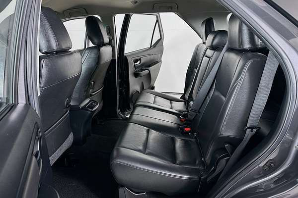 2016 Toyota FORTUNER GX GUN156R