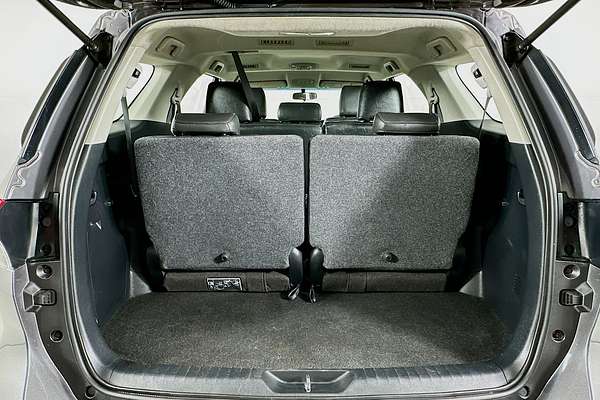 2016 Toyota FORTUNER GX GUN156R