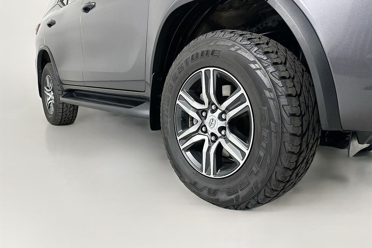 2016 Toyota FORTUNER GX GUN156R