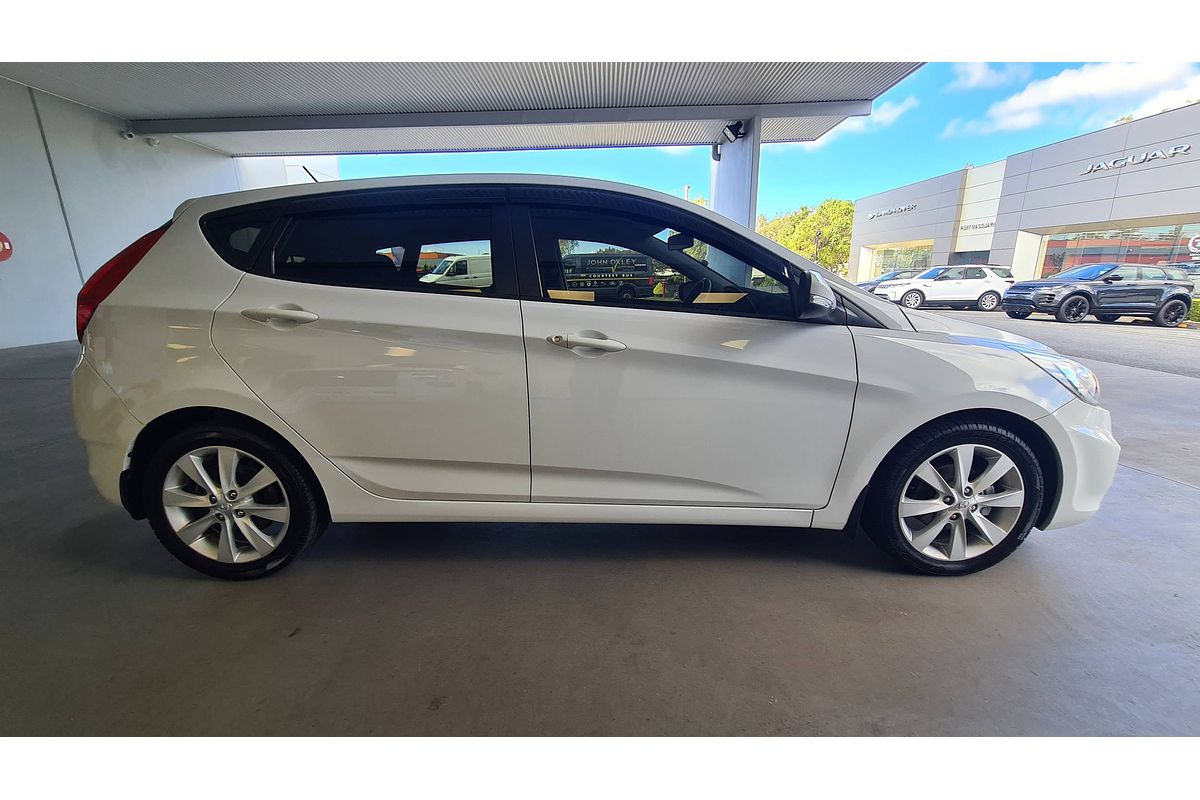 2019 Hyundai Accent Sport RB6